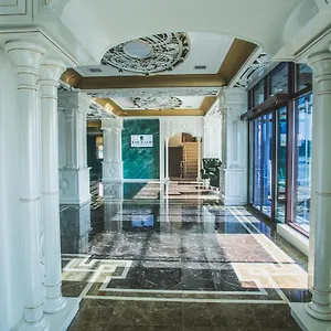 3* Hotel Emerald